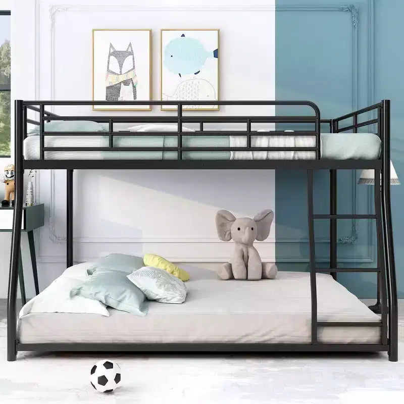 Letto a castello in metallo - una piazza e mezza / piazza e mezza alla francese sopra letto a una piazza e mezza