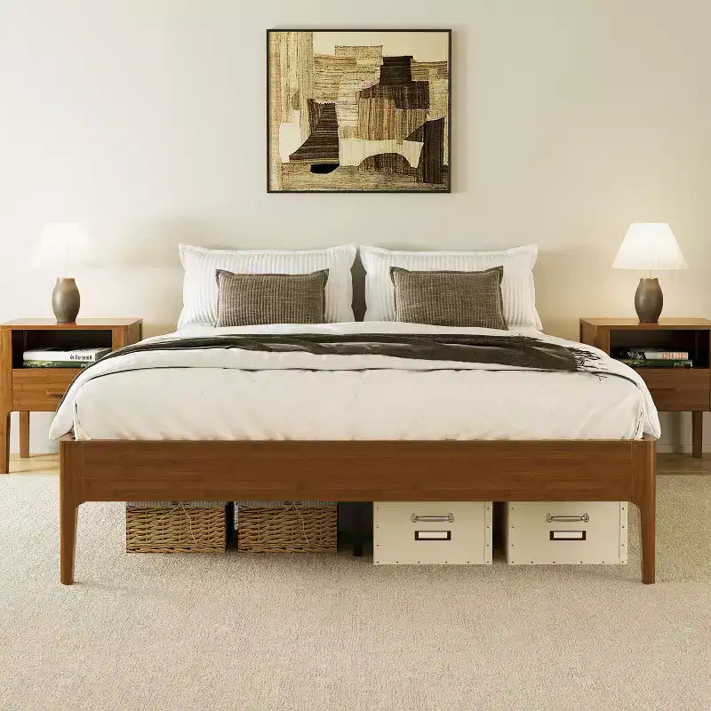 Letto a piattaforma in bambù massiccio con supporto centrale in metallo e contenitore sotto il letto